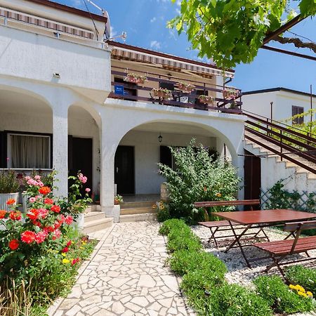Apartments Puntica Пунат Екстер'єр фото