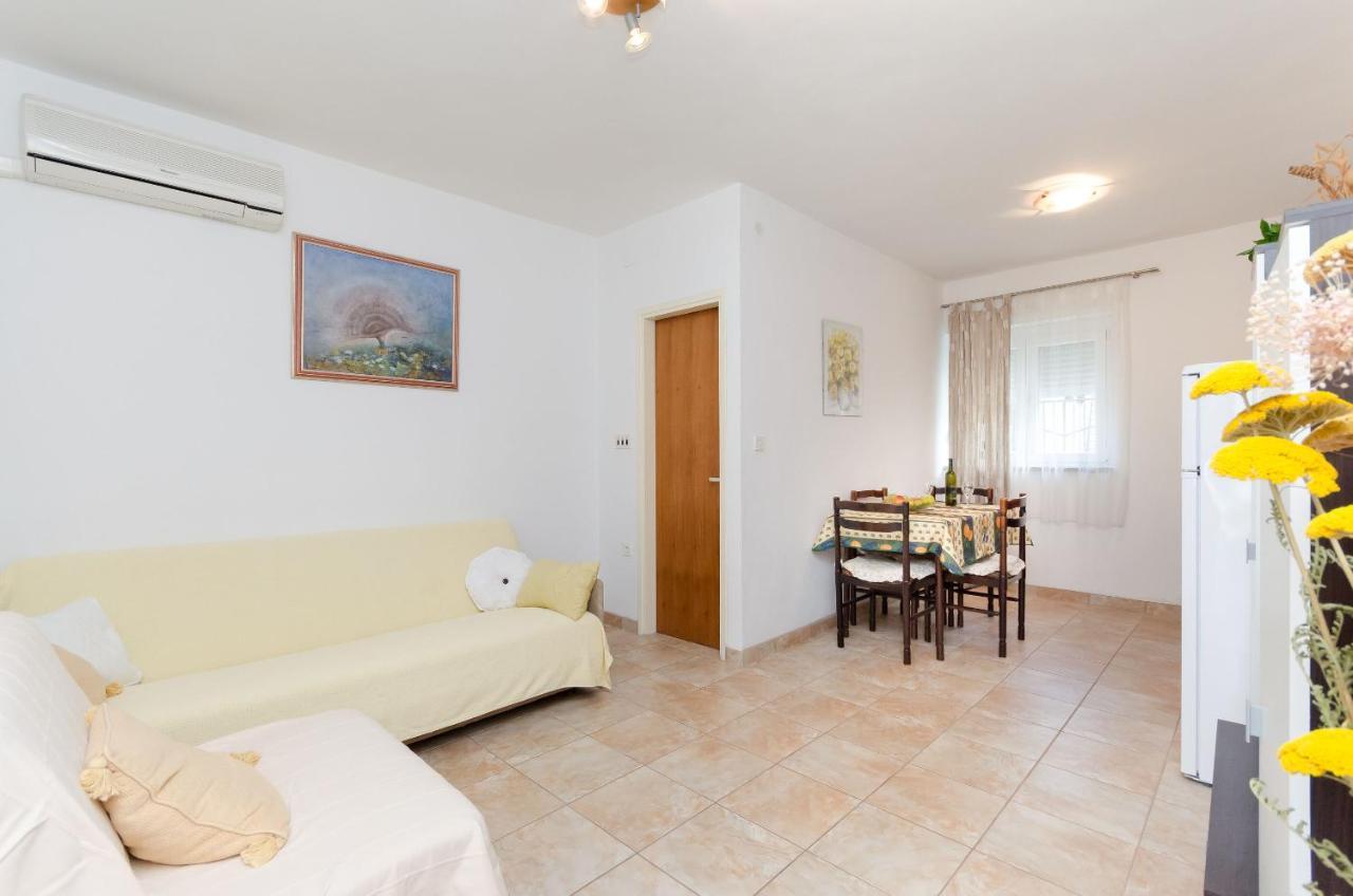 Apartments Puntica Пунат Екстер'єр фото